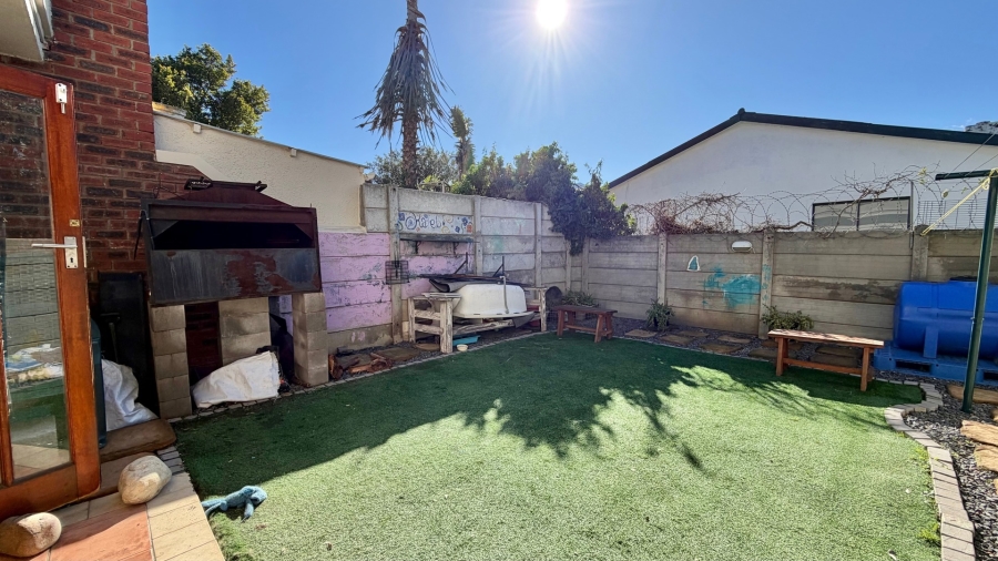3 Bedroom Property for Sale in Audas Estate Western Cape